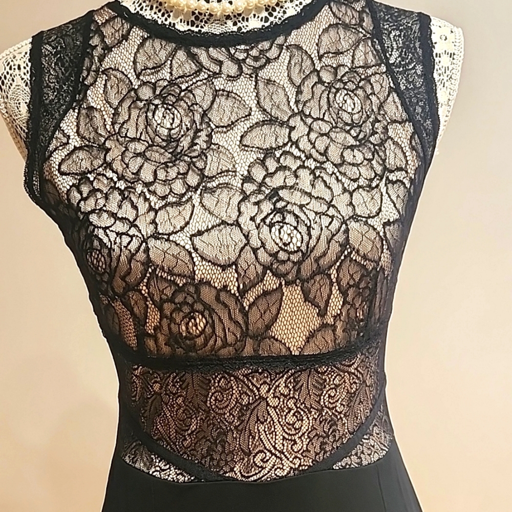 [M] MANGO Black & Cream Lace Dress, EUC